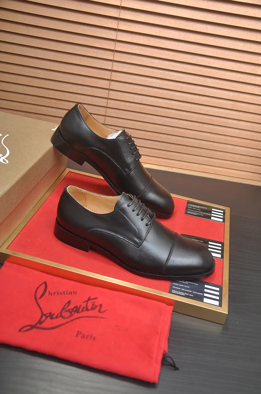 Men's shoes 💰620💶 [Chrstian Loubotin] Red-soled shoes 💋Original mold opening, the highest version on the market, purely handmade ➕Imported cowhide uppers, first-layer water-dyed cowhide lining! Original EU high-gloss outsole. 38 to 45 (45 customized)